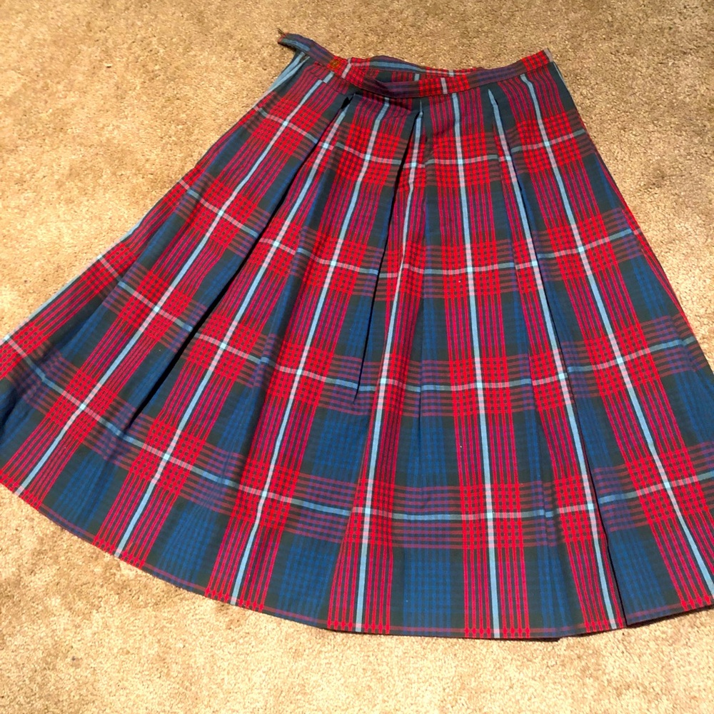Vintage pleated skirt